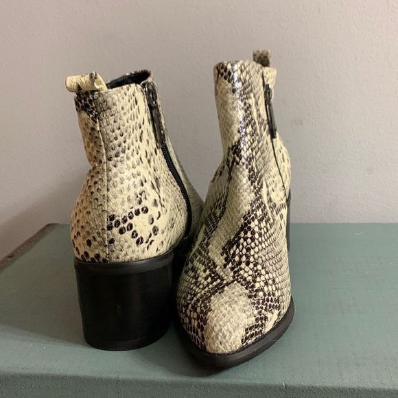 ‎BLONDO Elvina booties Leather Animal Print Western Boots waterproof - Picture 9 of 9